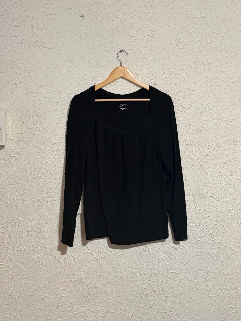 LOFT Black Gathered Neck Long Sleeve Cotton Blend Top L Flaw